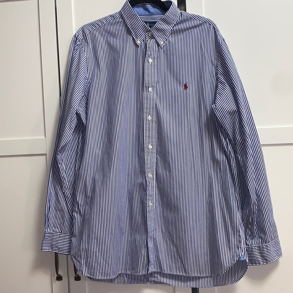 Ralph Lauren button up shirt Size Large